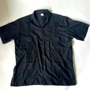 Vintage Yucatán brand guayabera. 100% cotton.  Black button down.
